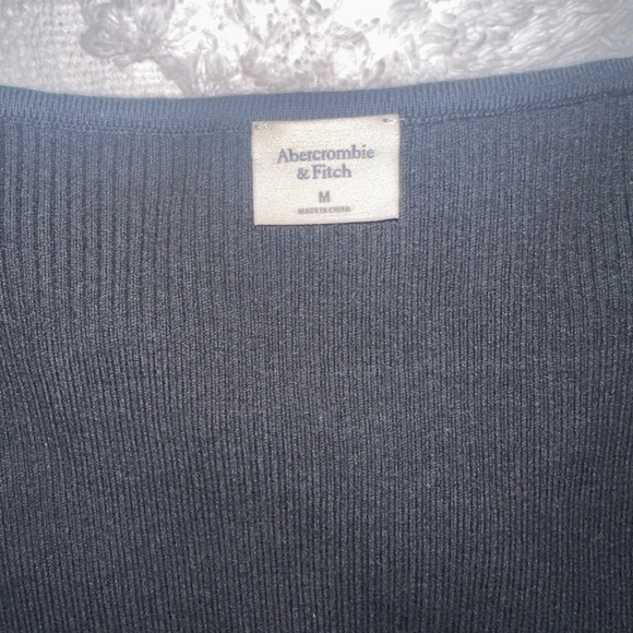 A&F Sweetheart Bodysuit - Picture 3 of 3